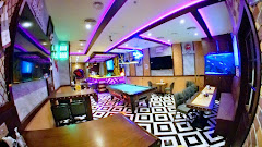 Pub near Sea View Hotel